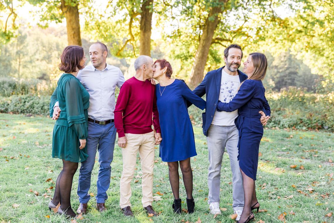 seance photo Famille intergénérationnelle parc